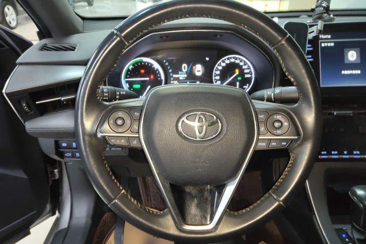Used Toyota Avalon 2019 Dual-Engine 2.5L Luxury Edition China VI Standard