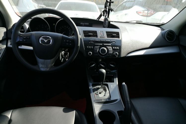 Used Mazda 3 2015 Sedan 1.6L Automatic Elite Model