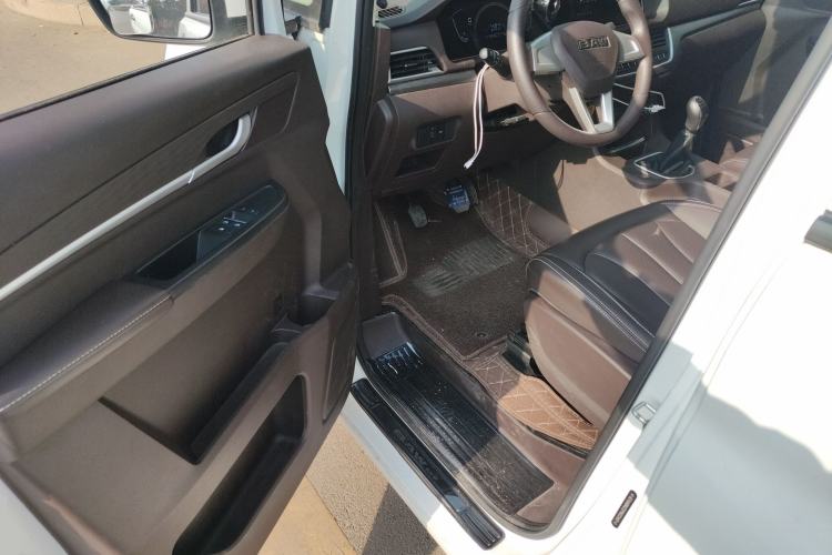 Used BAW Ruisheng Ace M7 2023 2.0L CNG Long Wheelbase Wealth Creation Version 7-seater