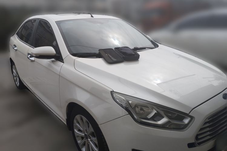 Used Ford Escort 2015 1.5L Manual Fashion Edition