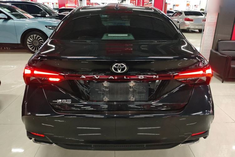 Used Toyota Avalon 2022 2.0L Luxury Edition