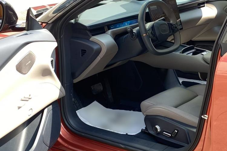 Used Lynk & Co Z10 2025 95 kWh 702 km All-Wheel Drive Intelligent Driving Ultra
