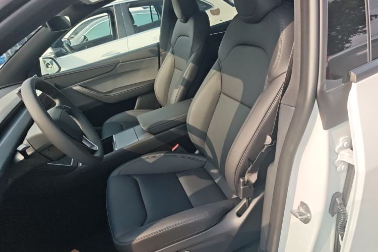 Used Tesla Model Y 2026 Rear-Drive Model