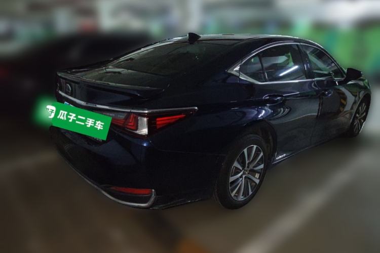 Used Lexus ES 2018 300h Premier Edition China V Standard