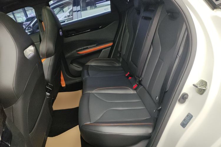 Used Changan UNI-V 2024 1.5T High-Energy Version
