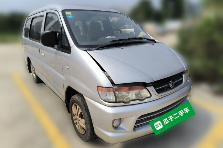 Used FORTHING Lingzhi 2013 V3 1.5L 7-Seater Standard Model II
