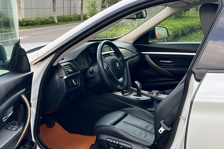 Used BMW 3 Series GT 2013 335i Sport Design Package
