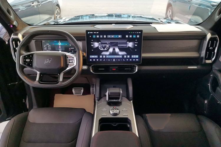 Used JETOUR Traveler 2023 2.0T All-Wheel Drive CrossPRO+