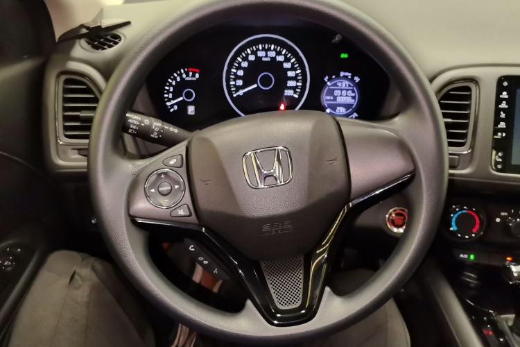 Used Honda Vezel 2019 1.5L CVT Luxury Model China V Steering Wheel