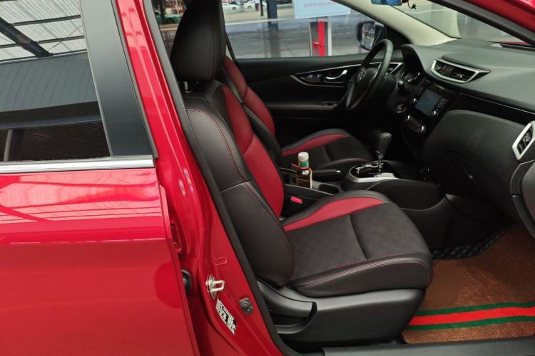 Used Nissan Qashqai 2017 2.0L CVT Smart Enjoyment Version China VI Standard Right Front Seat