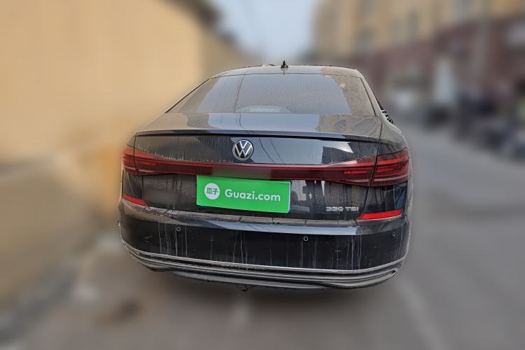 Used Volkswagen Passat 2023 Facelift 330TSI Luxury Edition
