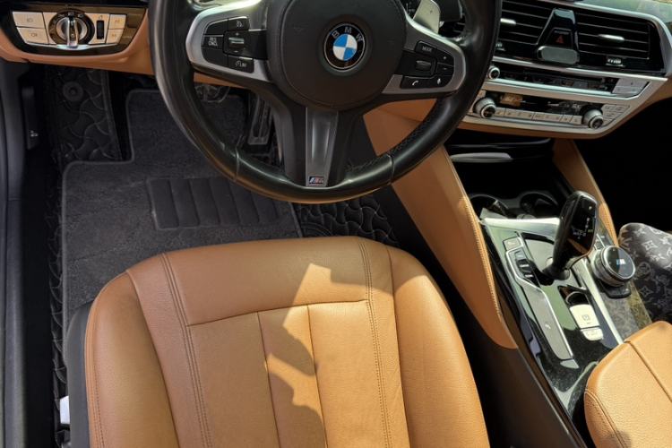 Used BMW 5 Series 2018 530Li Leading Model M Sport Package
