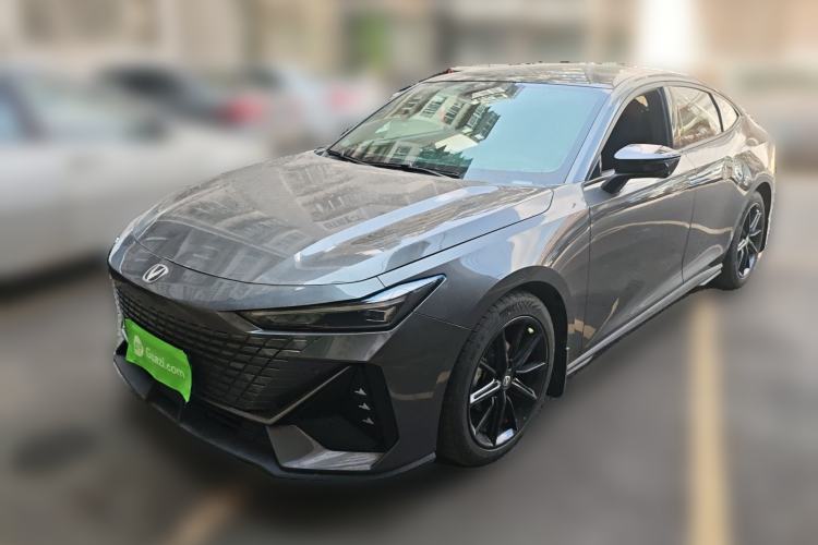 Used CHANGAN UNI-V 2023 1.5T Prestige Model