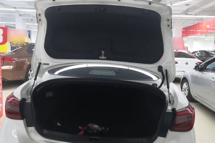 Used Infiniti Q50L 2022 2.0T Comfort Edition
