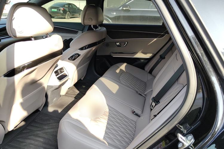 Used BYD Han 2025 EV with 701 km of Laser Radar-Enabled Intelligent Driving