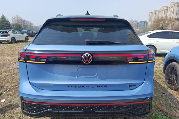 Used Volkswagen Tiguan L 2024 PRO 380TSI Four-Wheel Drive R-Line Prestige Edition Rear