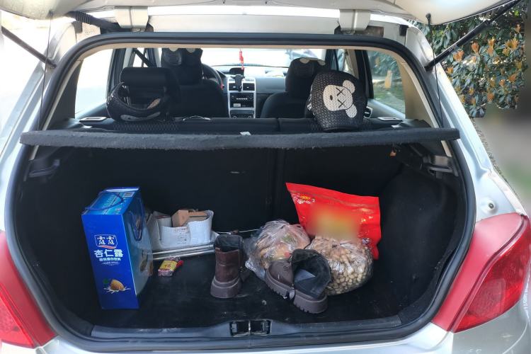 Used Peugeot 307 2012 Hatchback 1.6L Manual Comfort Edition Trunk