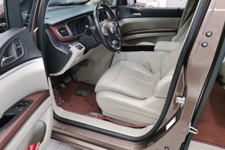 Used Buick GL8 2018 28T Luxury Model China VI Standard Driver Seat