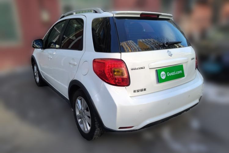 Used Suzuki SX4 2013 1.6L Manual CoolRide Model
