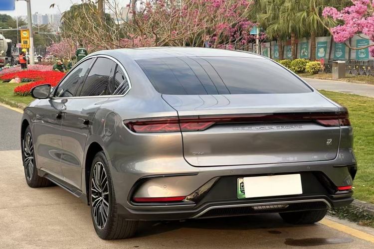 Used BYD Han 2022 DM-i 121KM Prestige Model