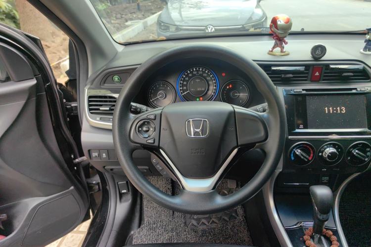 Used Honda Crider 2015 1.8L automatic luxury edition