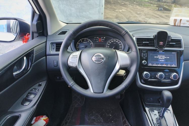 Used Nissan Tiida 2021 1.6L CVT Cool Edition