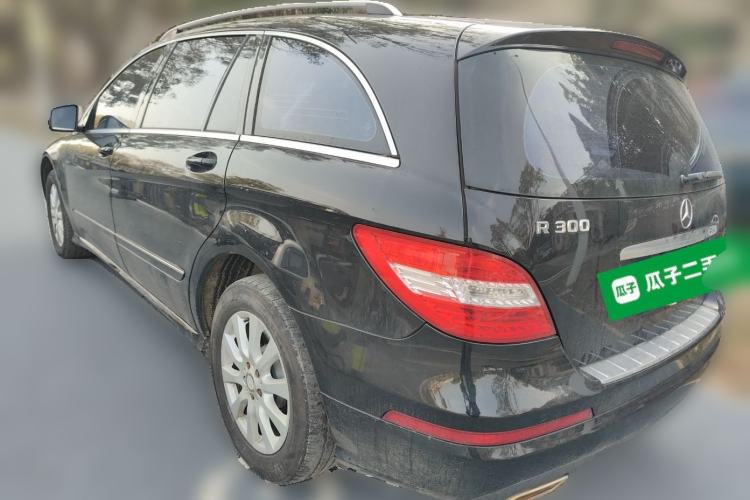 Used Mercedes-Benz R-Class 2011 R 300 L Business Model