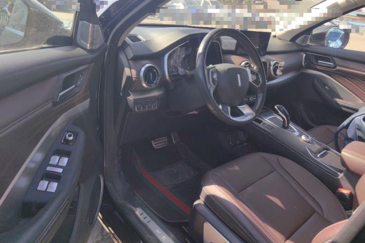 Used Wey VV6 2018 2.0T Two-Wheel-Drive Ultra-Luxury Version China V Standard
