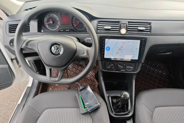 Used Volkswagen Santana 2016 1.6L Manual Fashion Edition Center Console