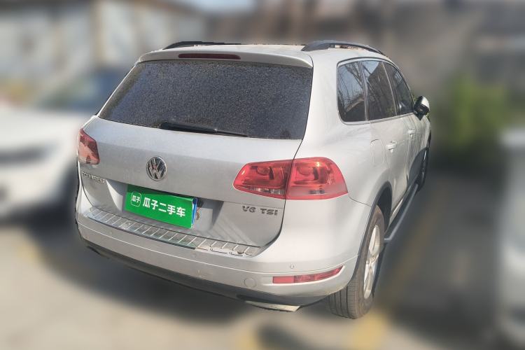 Used Volkswagen Touareg 2011 3.0 TSI Comfort Version Rear Right 45 Deg