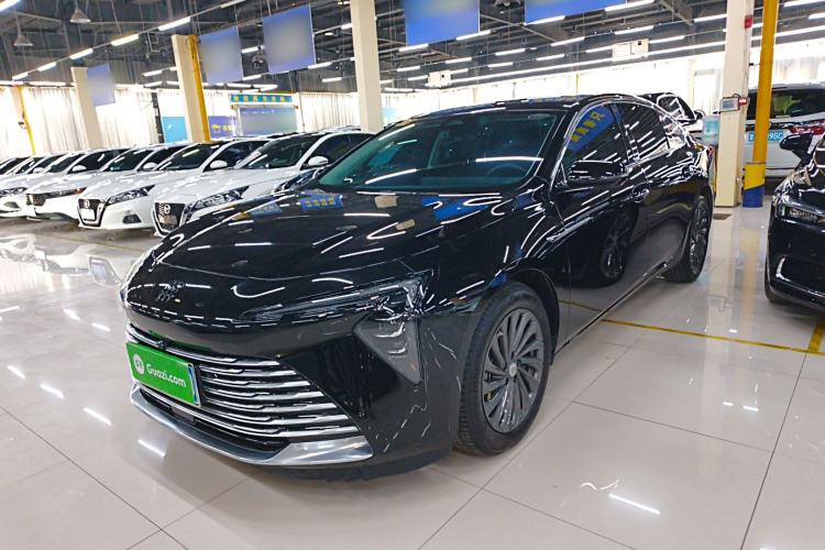 Used Buick LaCrosse 2025 28T Platinum Edition