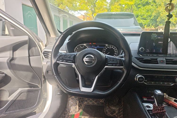 Used Nissan Teana 2019 2.0L XL Upper SmartDrive Version

