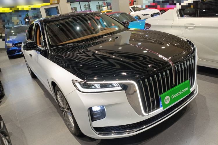 Used Hongqi H9 2020 2.0T Smart Connect Flagship Edition Front Right 45 Deg