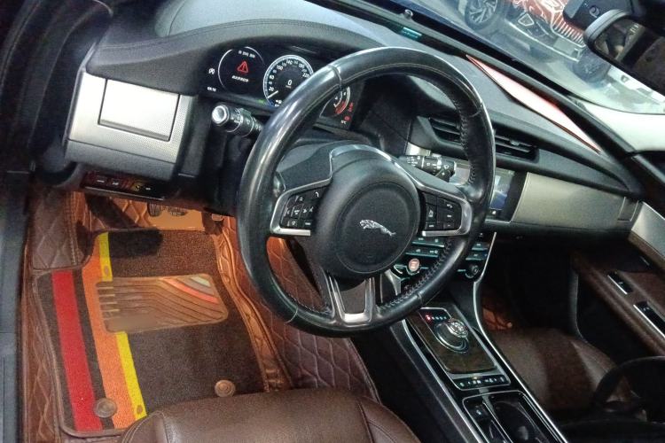 Used Jaguar XFL 2018 XFL 2.0T 250 PS Luxury Edition