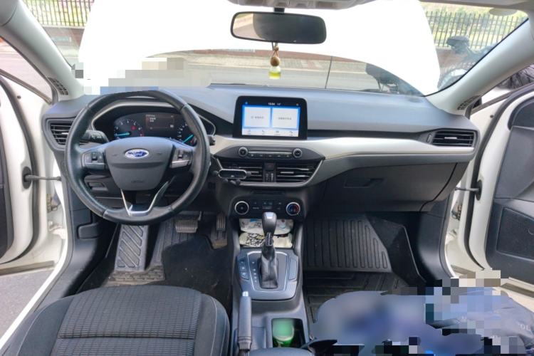 Used Ford Focus 2020 Hatchback 1.5L Automatic Sharp Edition Center Console