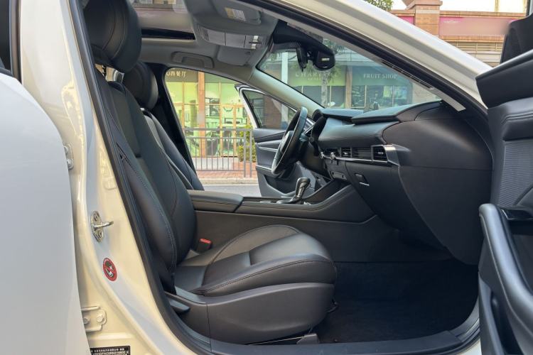 Used Mazda Mazda 3 Axela 2023 2.0L Automatic Zhiyao Edition
