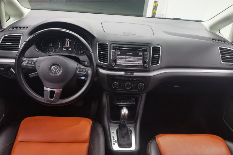 Used Volkswagen Sharan 2015 1.8TSI Comfort Model
