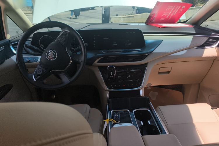 Used Buick GL8 2023 ES Lu Zun Deluxe Model Center Console