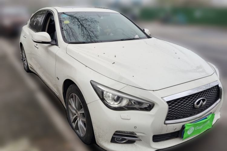 Used Infiniti Q50L 2016 2.0T Enjoyment Edition Front Right 45 Deg