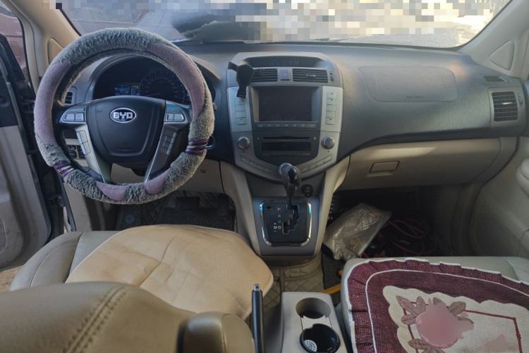 Used BYD S6 2011 2.4L Automatic Luxury Edition
