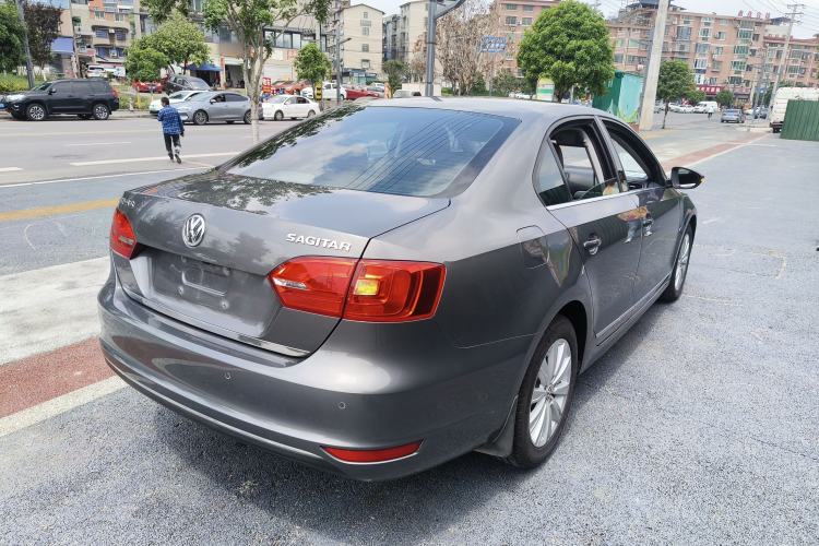 Used Volkswagen Sagitar 2014 Revised Version 1.6L Automatic Comfort Edition
