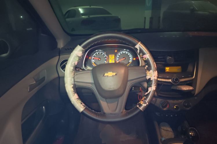 Used Chevrolet Sail 2015 Sail 3 1.3L Manual with Ideal Sunroof Edition
