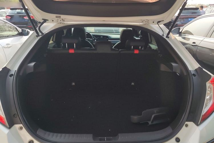 Used Honda Civic 2021 HATCHBACK 220TURBO CVT New Trendsetter