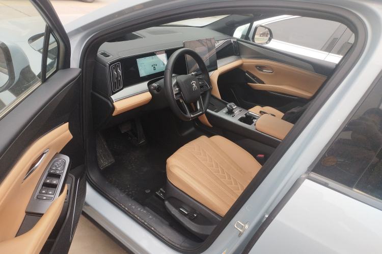 Used BYD Song L DM-i 2024 160 km Excellence Version Driver Seat