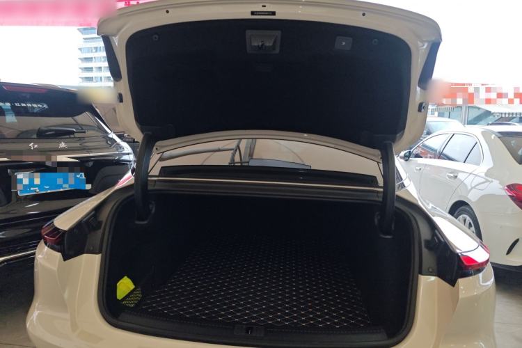 Used IM L7 2022 Dynamic Model