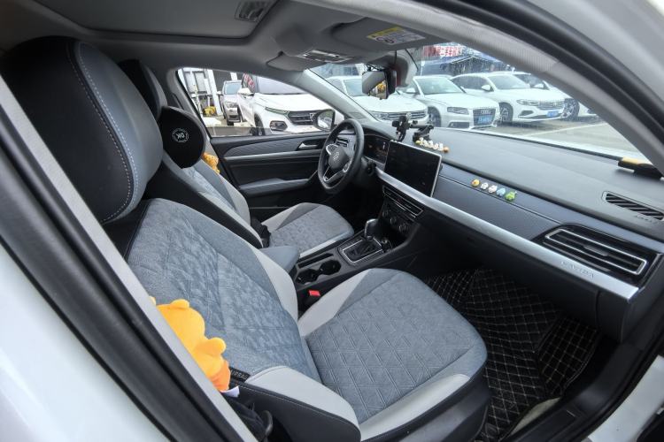 Used Volkswagen Lavida 2023 300TSI DSG Full-Comfort Edition Interior 3