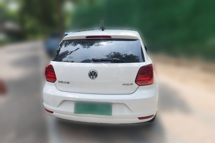 Used Volkswagen Polo 2016 1.4L Manual Fashion Model