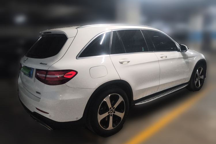 Used Mercedes-Benz GLC 2018 GLC 260 4MATIC Luxury Model
