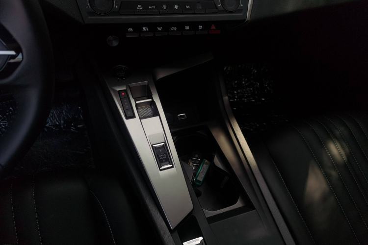 Used Peugeot 408X 2023 Gravity Edition
