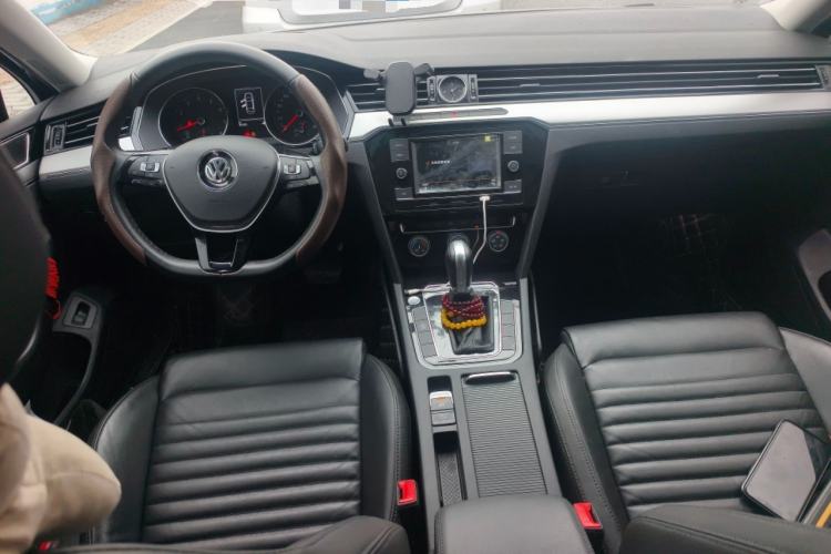 Used Volkswagen Magotan 2019 330TSI DSG Leading Model China VI Standard
